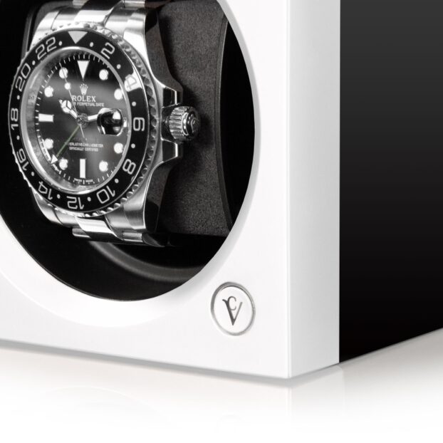 ChronoVision One White Silk Black Alu Lifestyle2