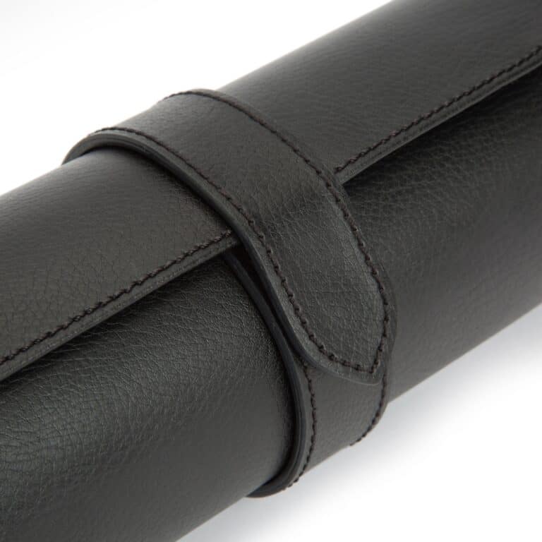 WOLF Heritage Black Triple Roll 305602 Angle Detail